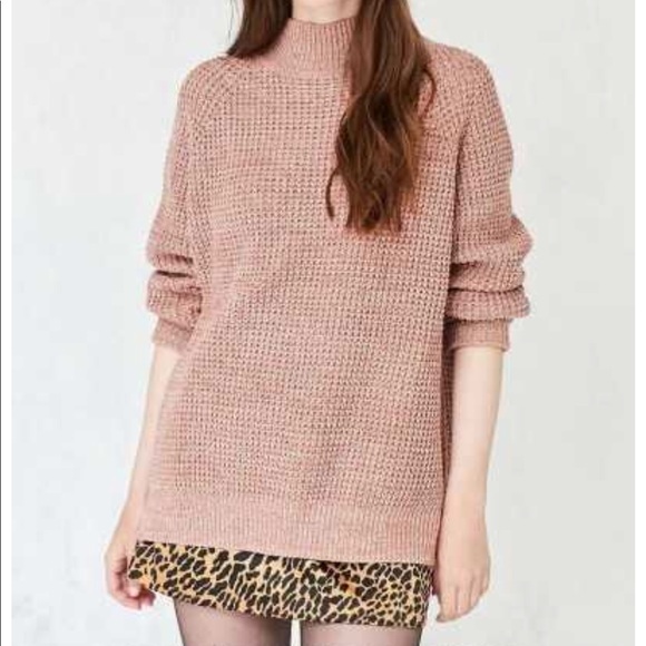 UO BDG Waffle Knit Turtleneck Sweater - Picture 3 of 7